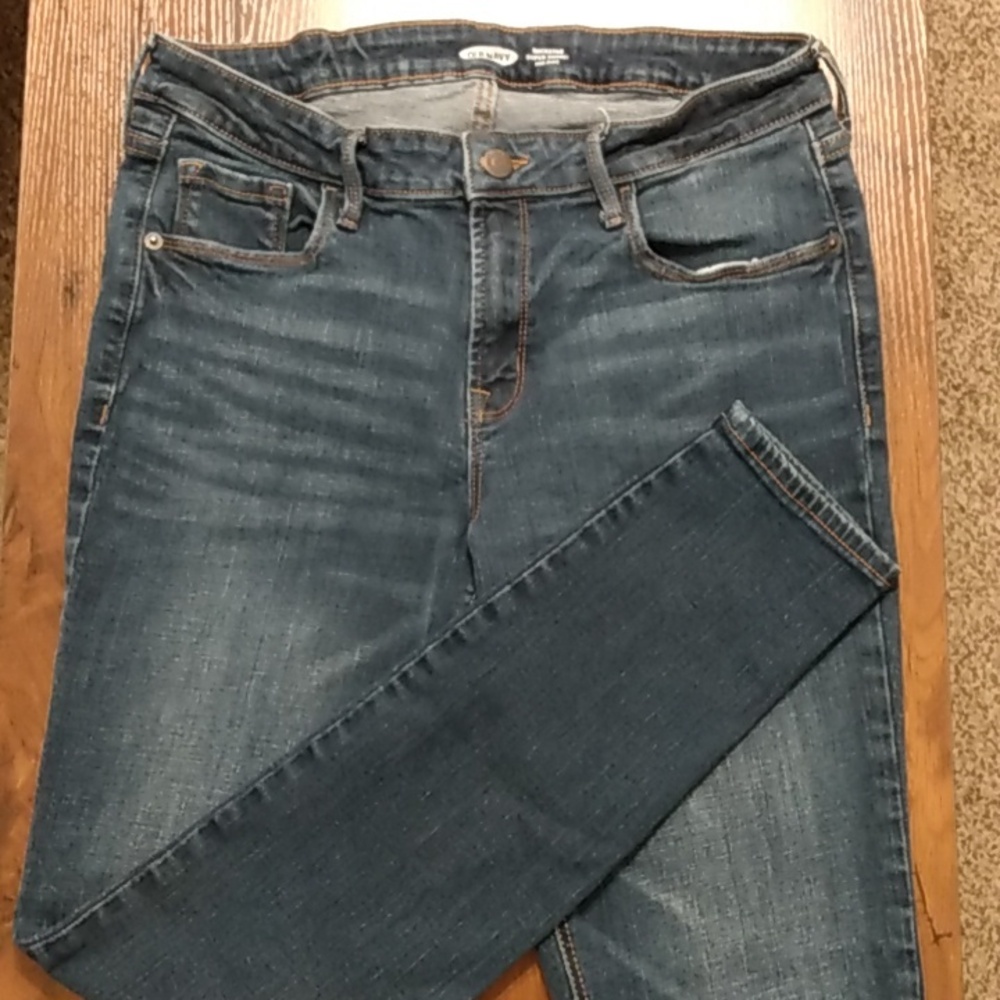 Old Navy Rockstar super skinny mid rise Jeans size 12 dark wash